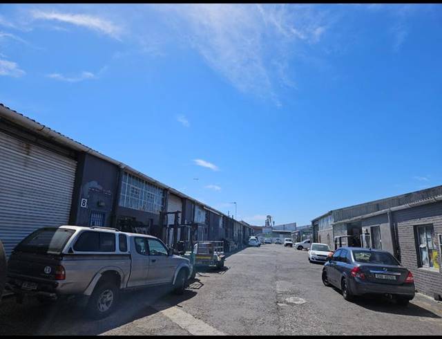 INDUSTRIAL PROPERTY TO RENT IN EPPING